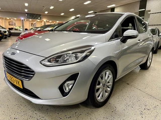 Ford Fiesta 1.0 ECOB. TITANIUM / Climat / Cruise / Navigatie / Dab / Multimedia