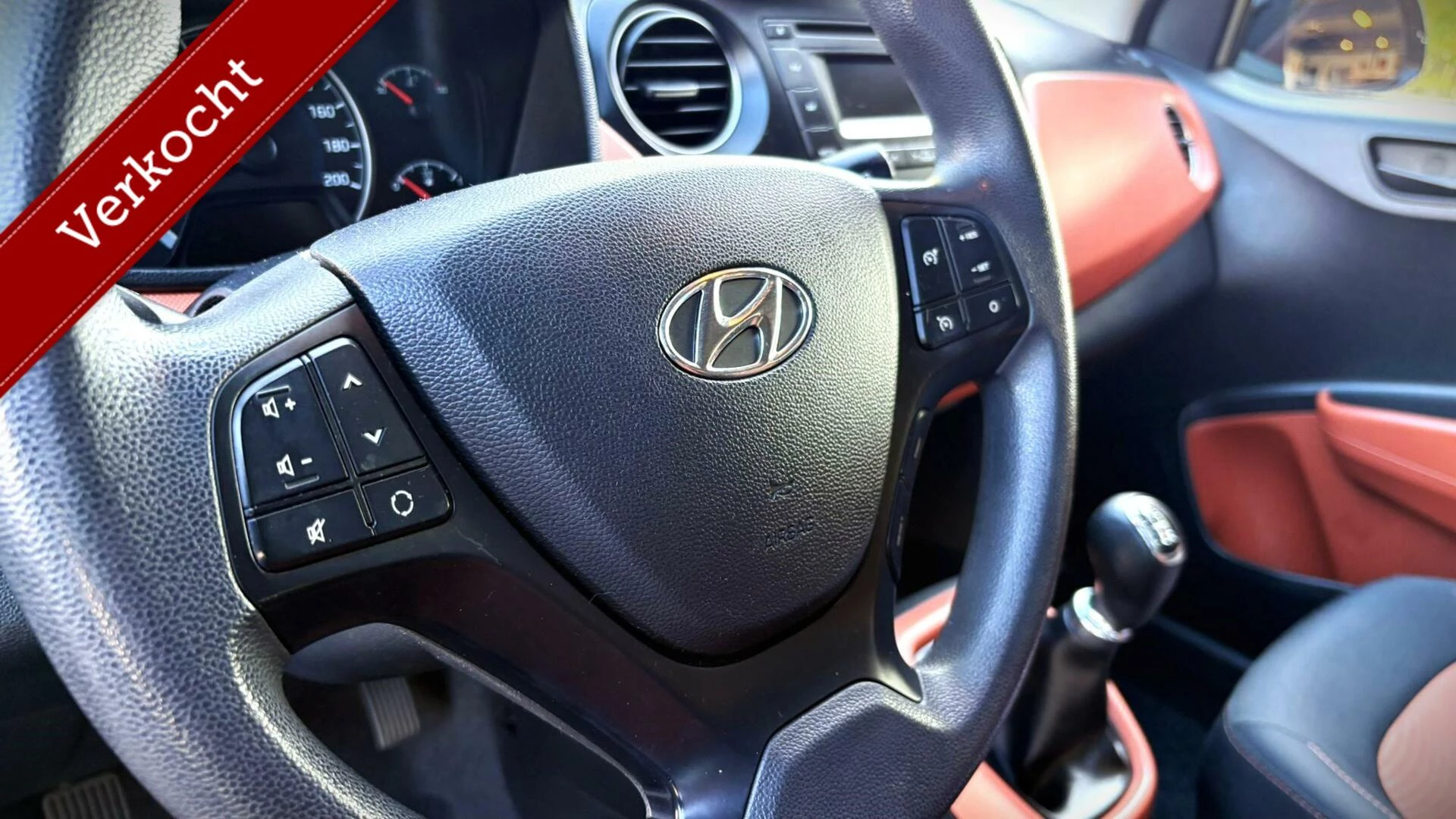 Hoofdafbeelding Hyundai i10
