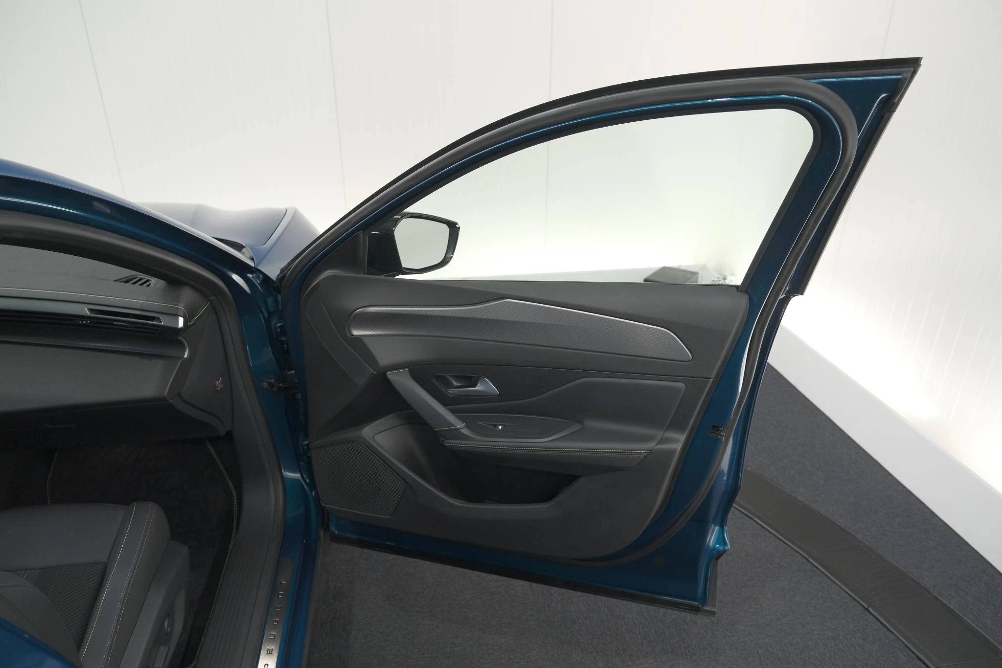 Hoofdafbeelding Peugeot 408