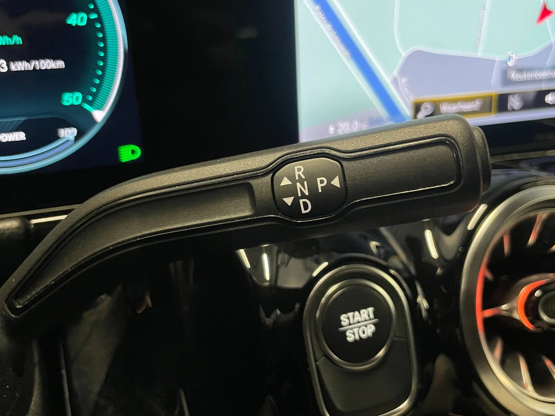 Hoofdafbeelding Mercedes-Benz EQA