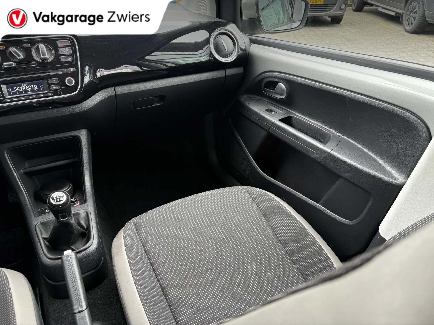 Hoofdafbeelding Volkswagen up!