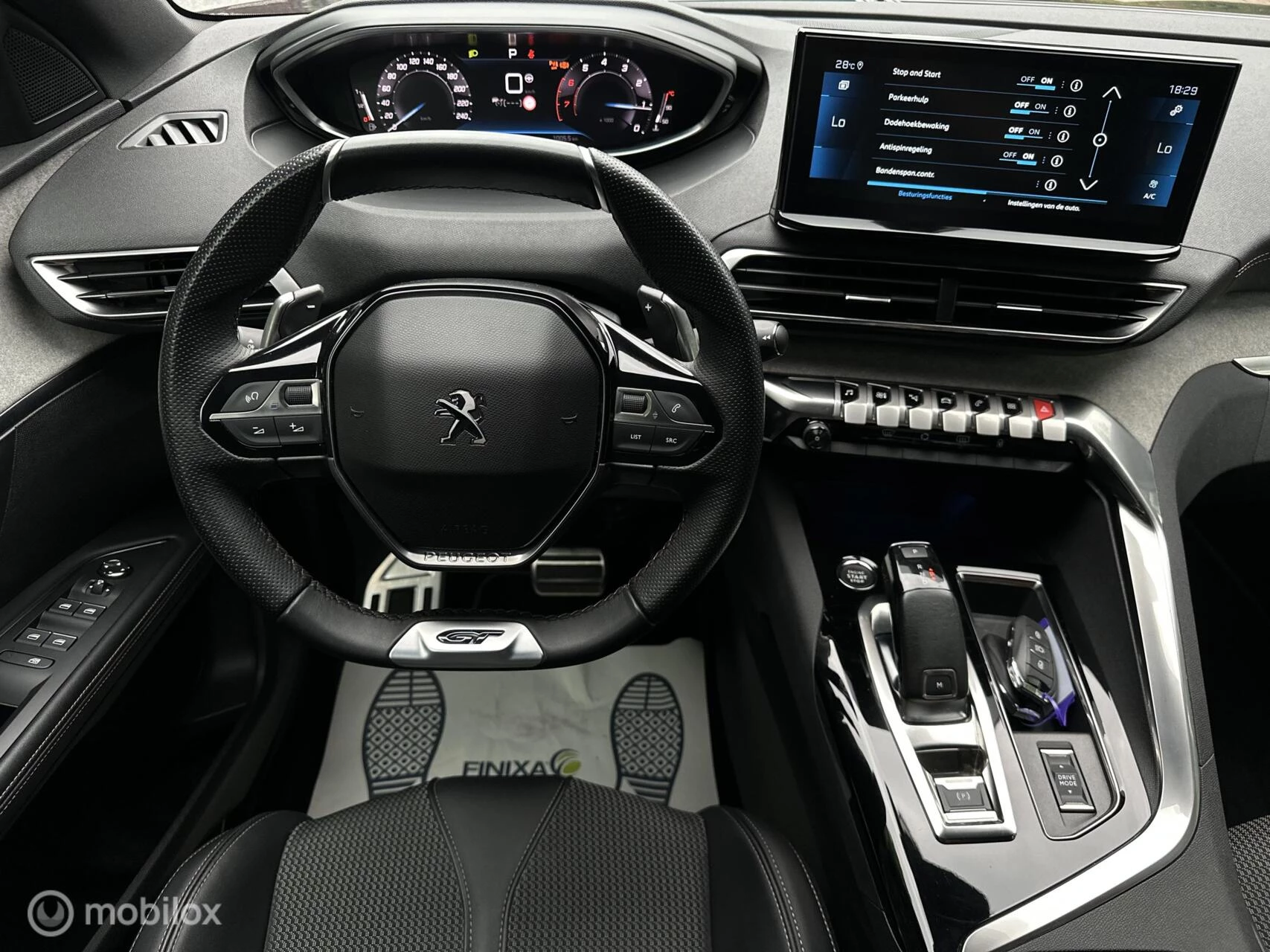 Hoofdafbeelding Peugeot 5008