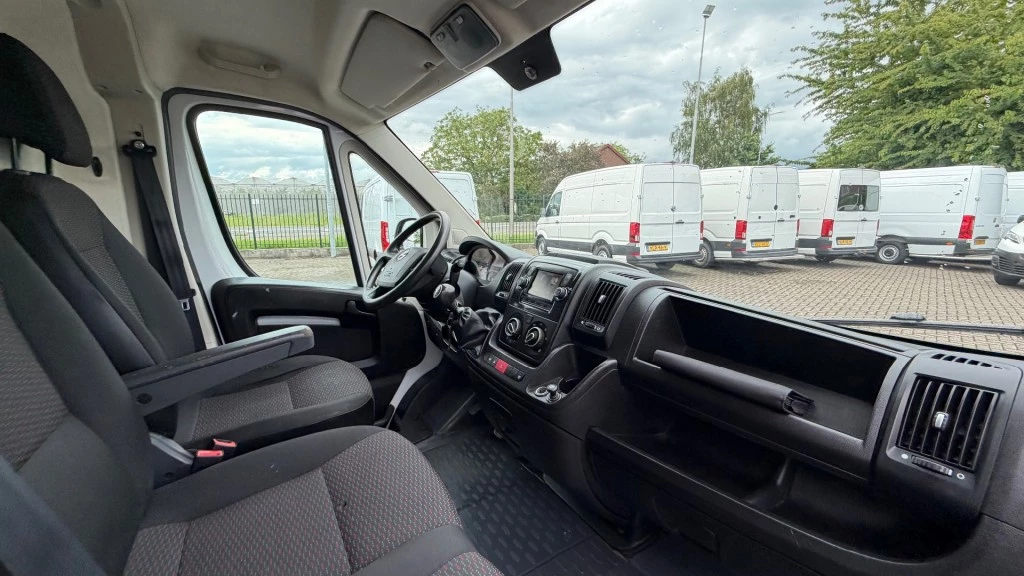 Hoofdafbeelding Opel Movano