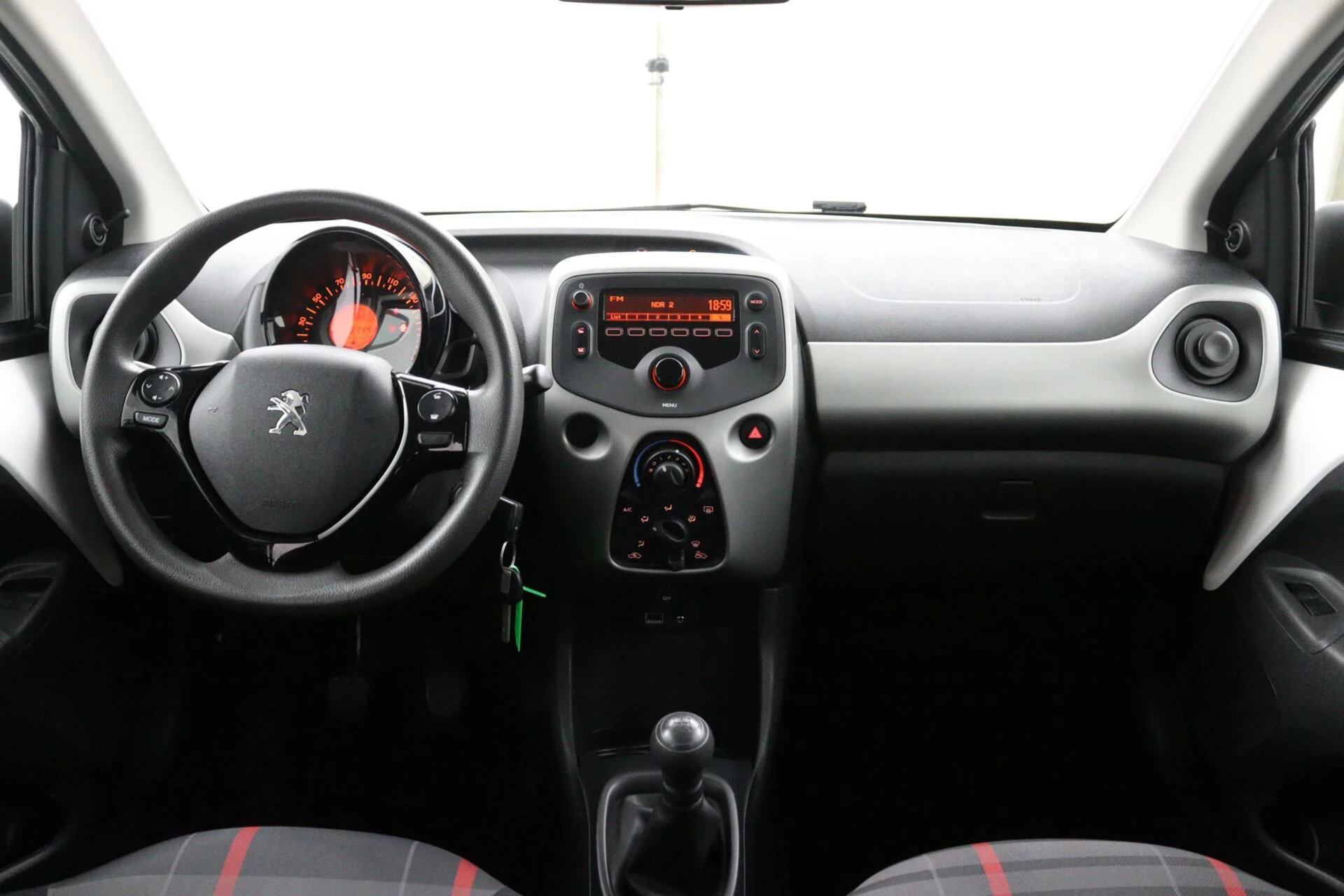 Hoofdafbeelding Peugeot 108
