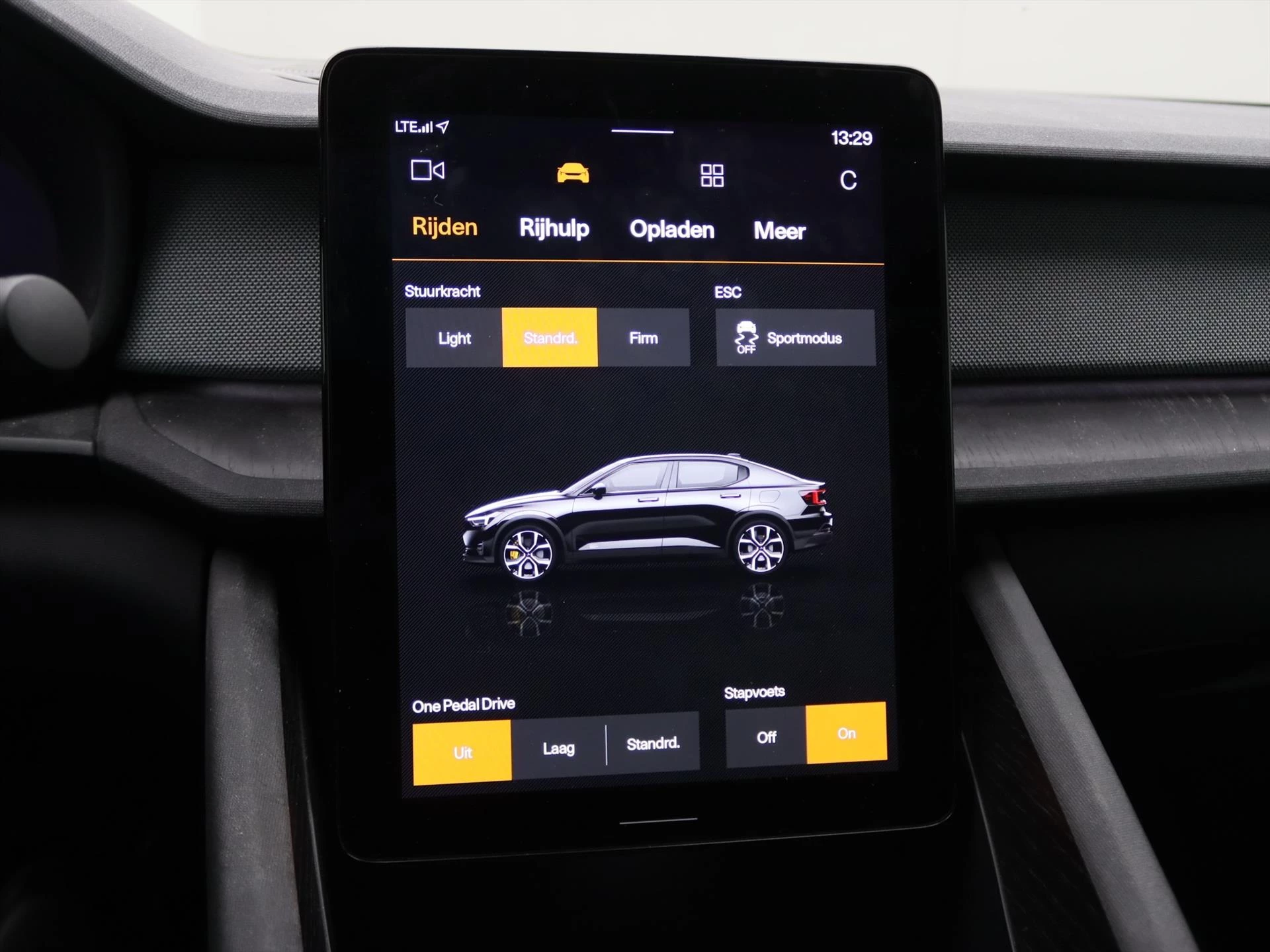 Hoofdafbeelding Polestar 2