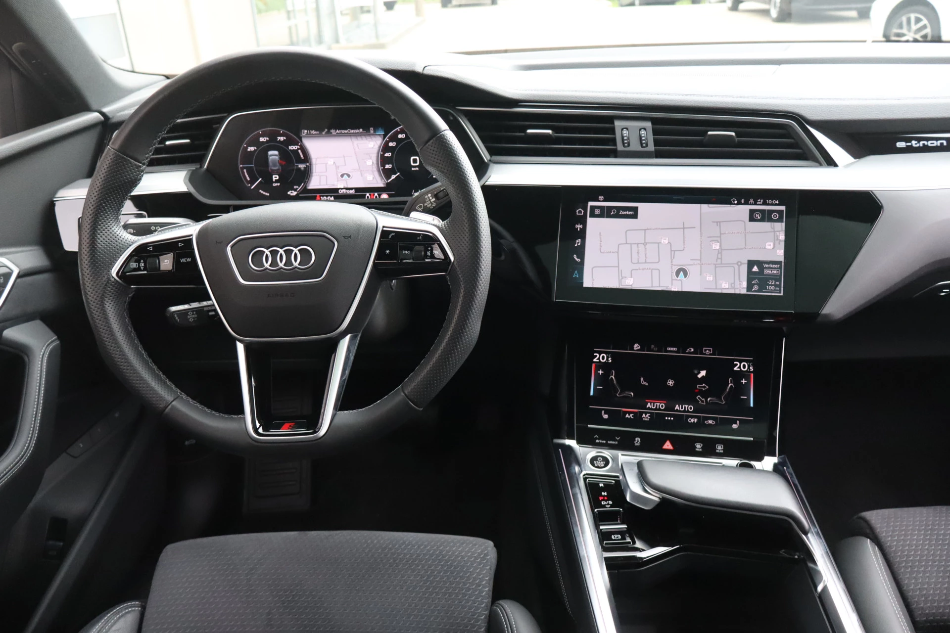 Hoofdafbeelding Audi e-tron