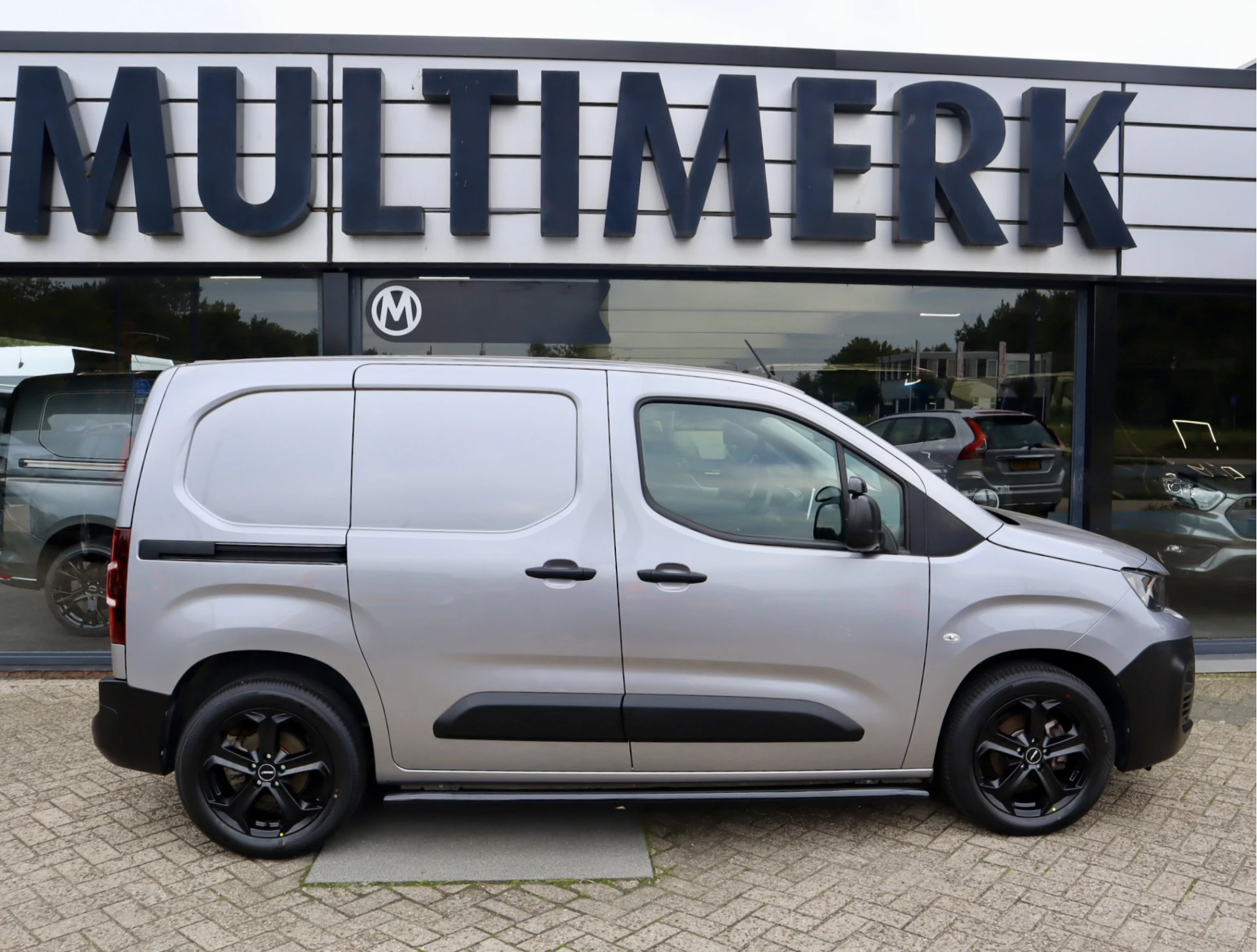 Hoofdafbeelding Peugeot Partner
