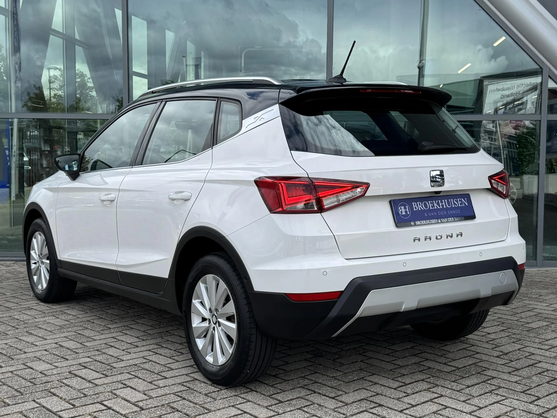 Hoofdafbeelding SEAT Arona