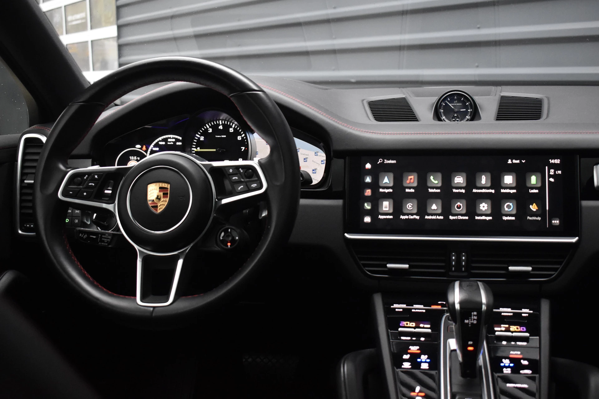 Hoofdafbeelding Porsche Cayenne