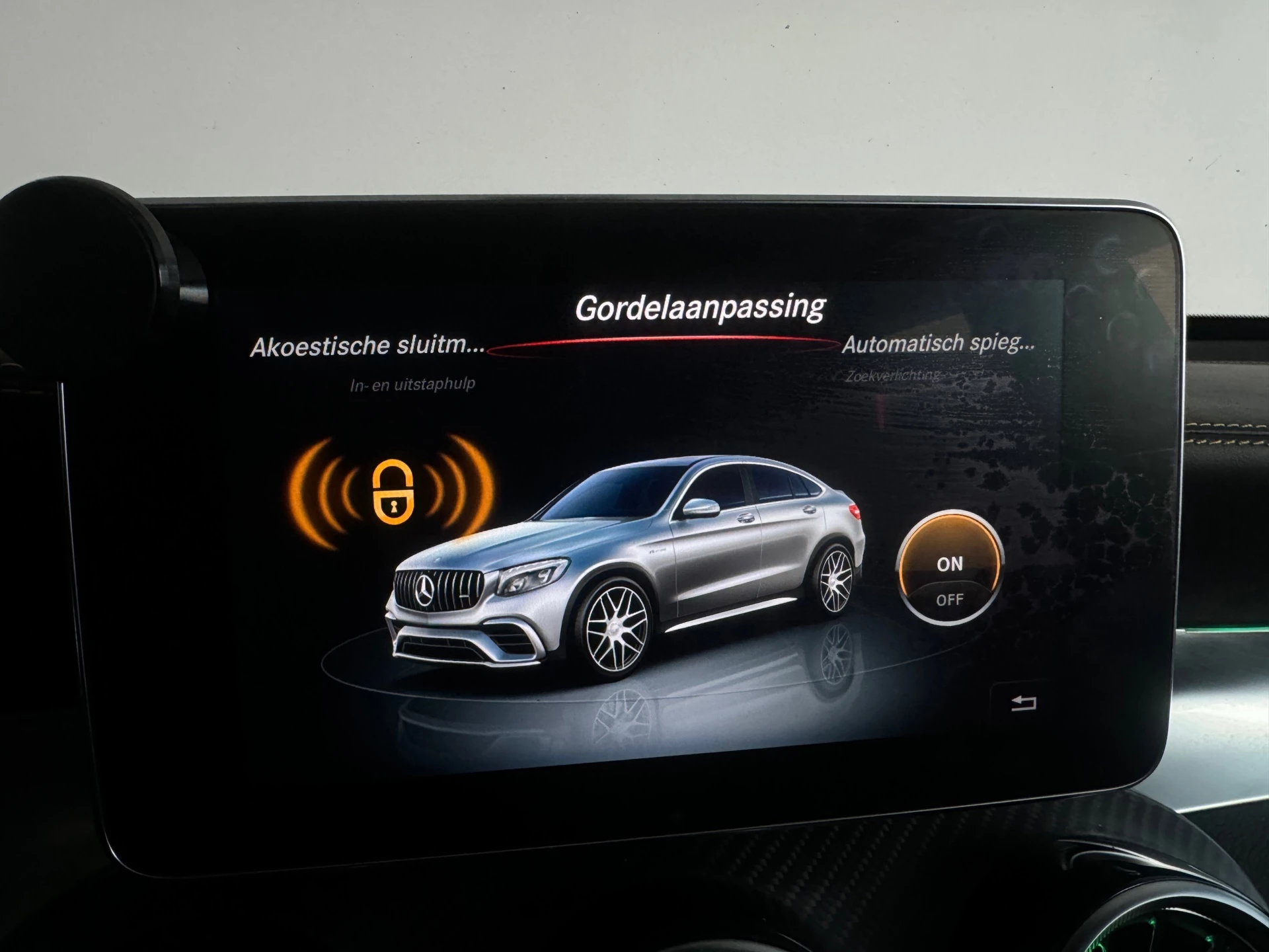 Hoofdafbeelding Mercedes-Benz GLC