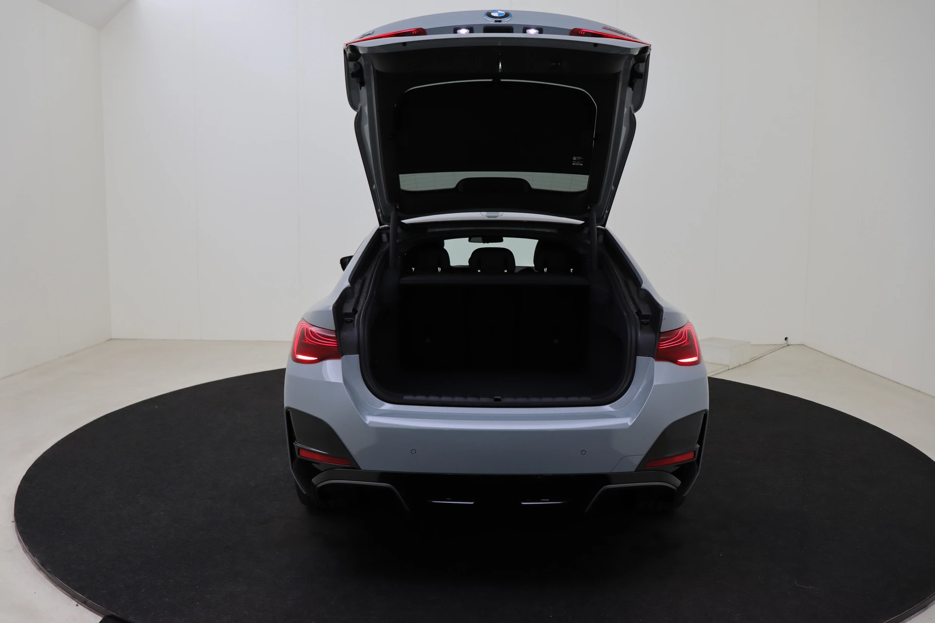 Hoofdafbeelding BMW i4