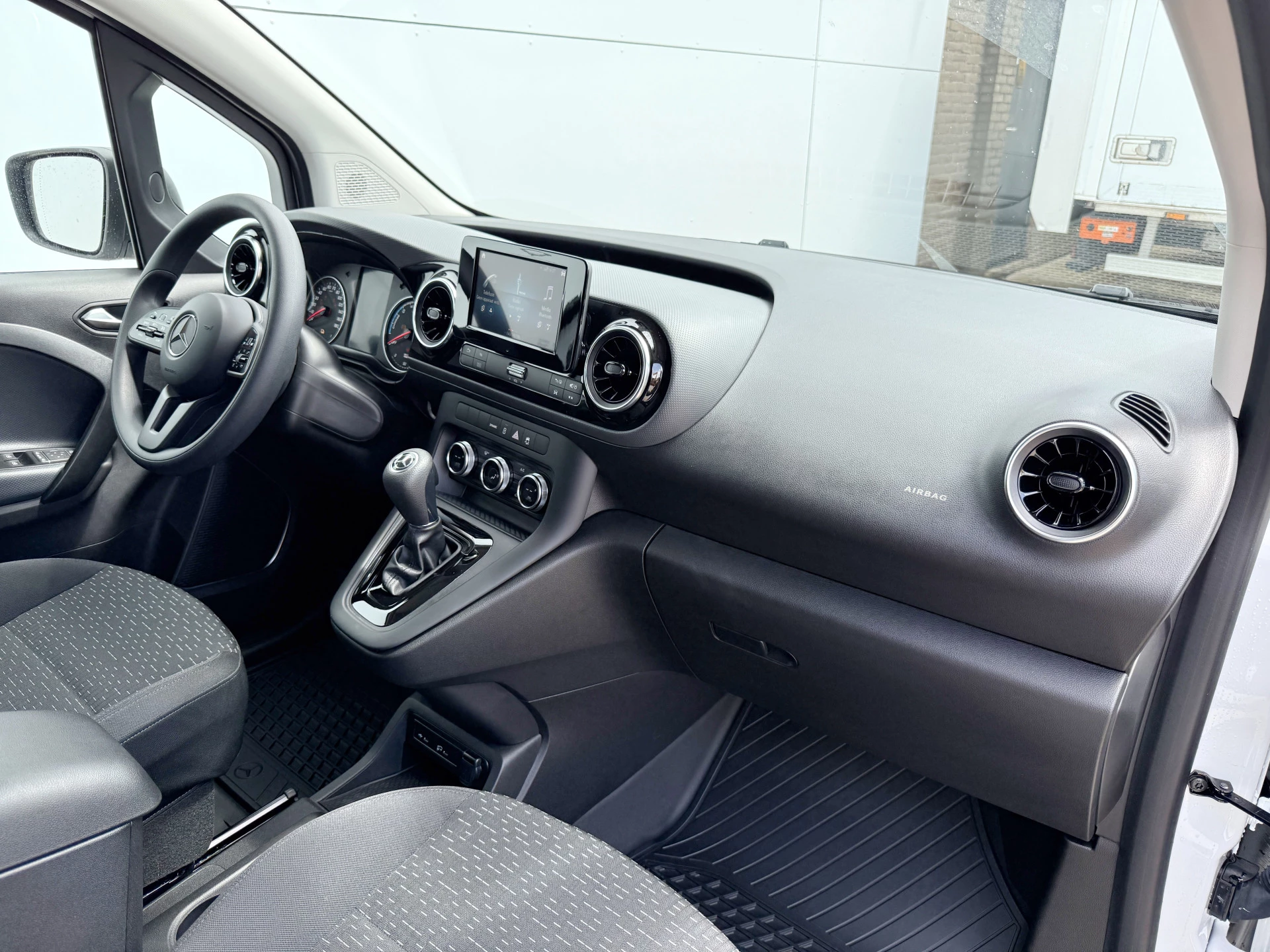 Hoofdafbeelding Mercedes-Benz eCitan