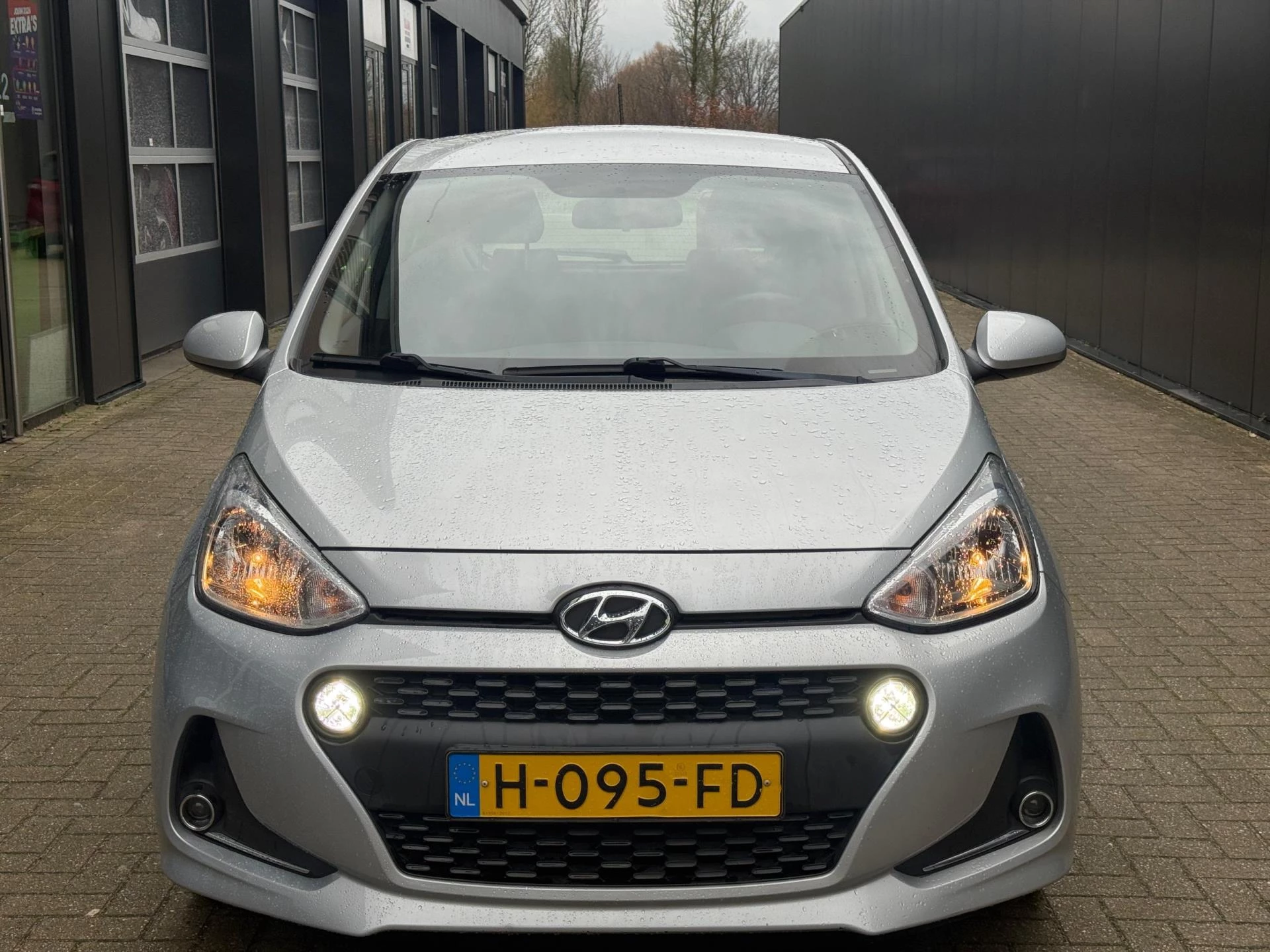 Hoofdafbeelding Hyundai i10