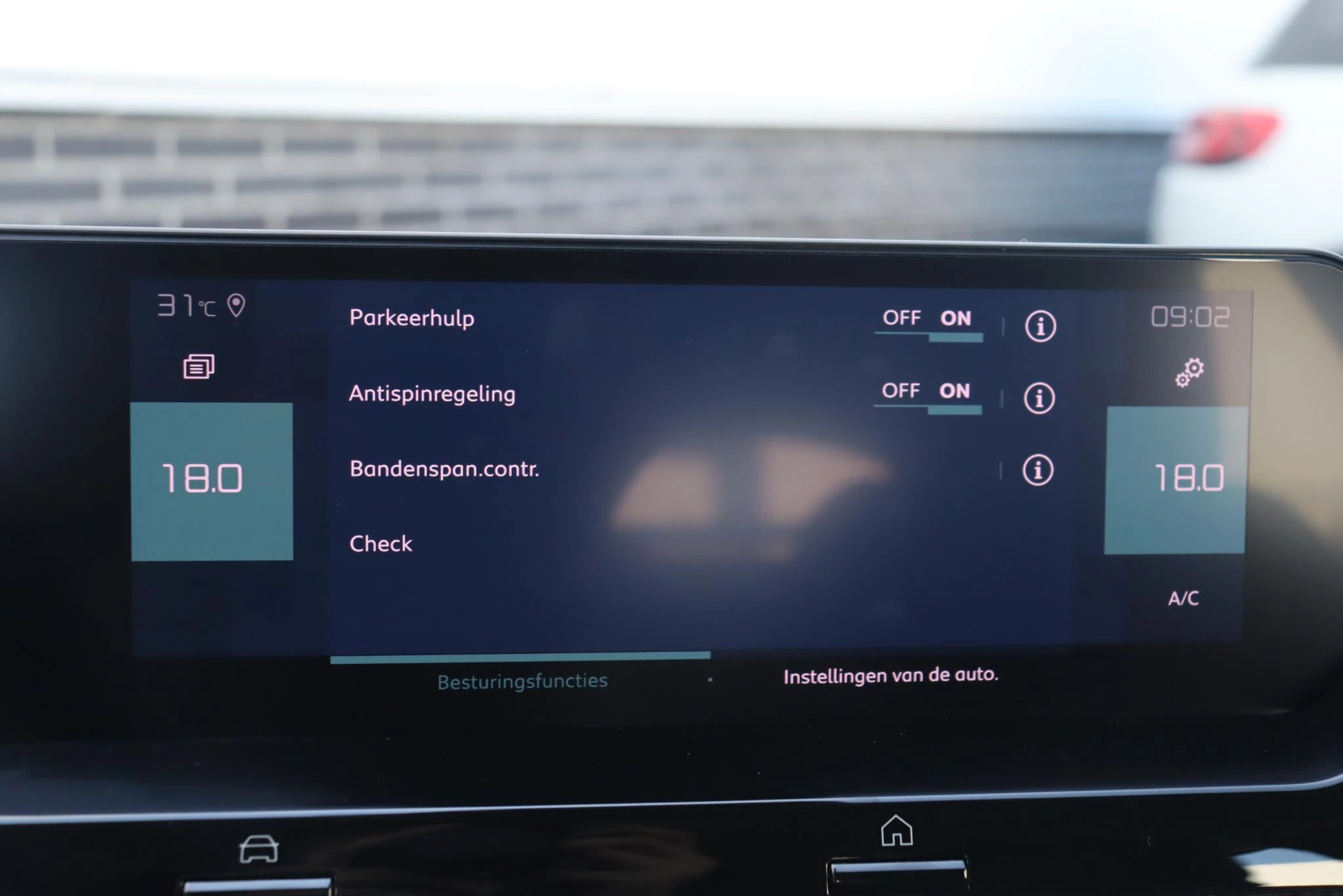 Hoofdafbeelding Citroën ë-C4