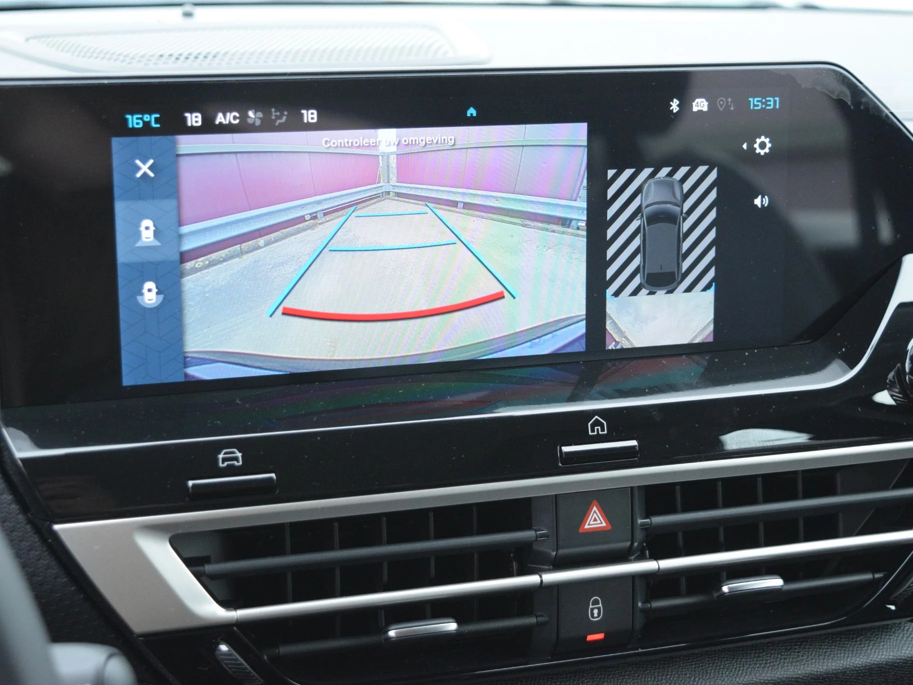 Hoofdafbeelding Citroën ë-C4