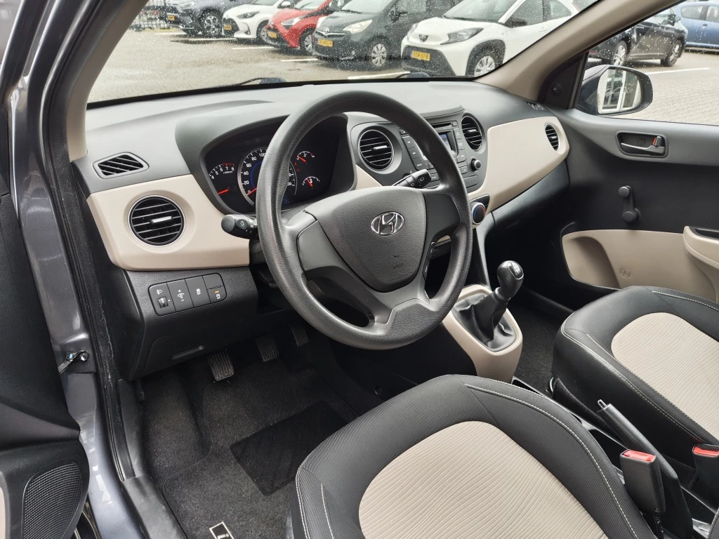 Hoofdafbeelding Hyundai i10