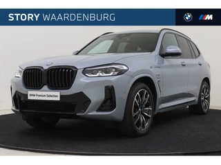 BMW X3 xDrive30e High Executive M Sport Automaat / Trekhaak / Sportstoelen / Achteruitrijcamera / LED / Stoelverwarming / BMW Live Cockpit Professional