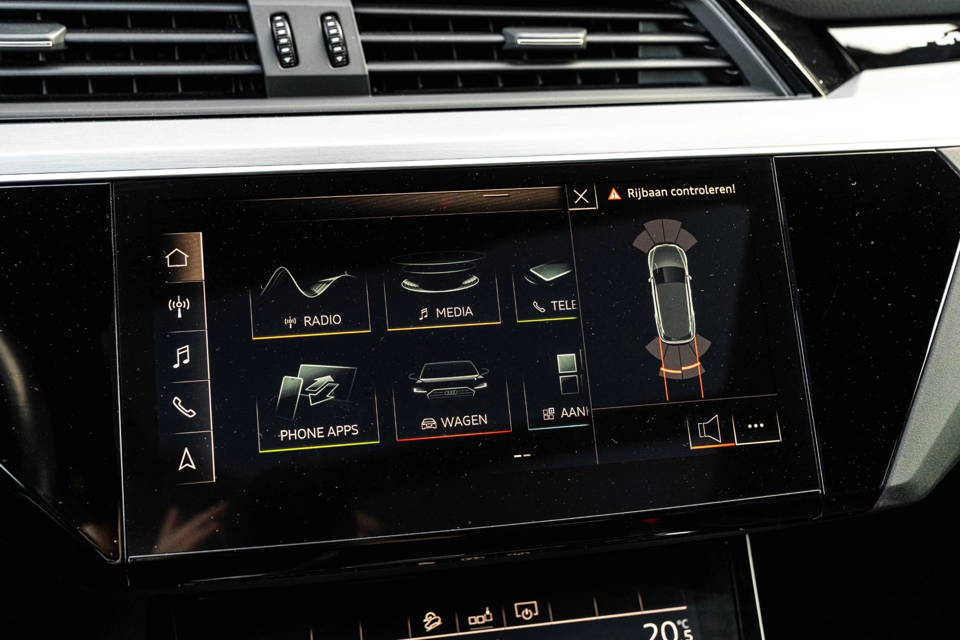 Hoofdafbeelding Audi e-tron