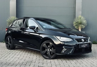 Hoofdafbeelding SEAT Ibiza SEAT Ibiza 1.0 TSI FR Pano/Navi/Camera/BlackEdition