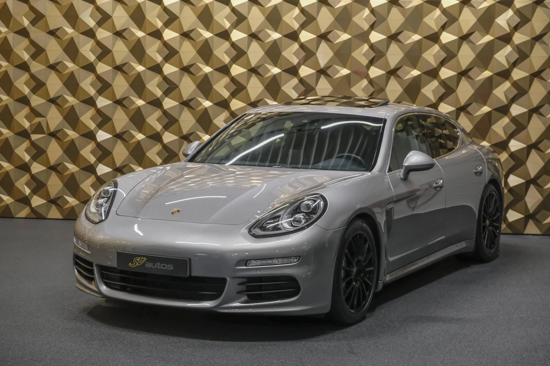 Hoofdafbeelding Porsche Panamera