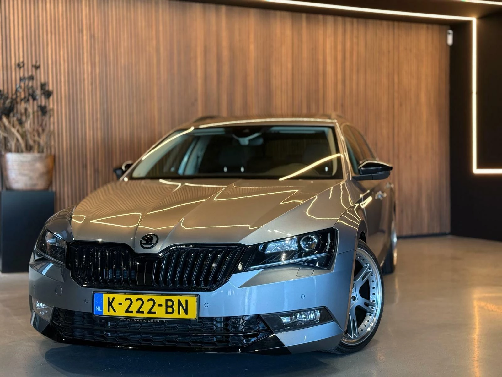 Hoofdafbeelding Škoda Superb