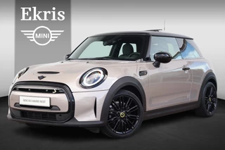Mini Mini Electric MINI Electric Collection 33 kWh / Pano Dak / Stuur & Stoelverwarming / Comfort Access / Yours Luxe interieur Panelen / Adaptive LED / PDC /