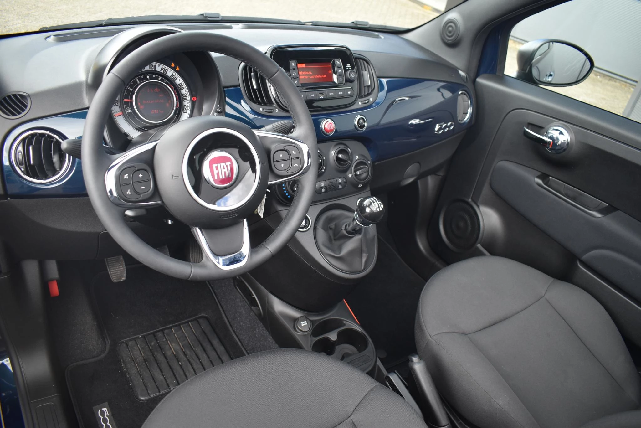 Hoofdafbeelding Fiat 500C