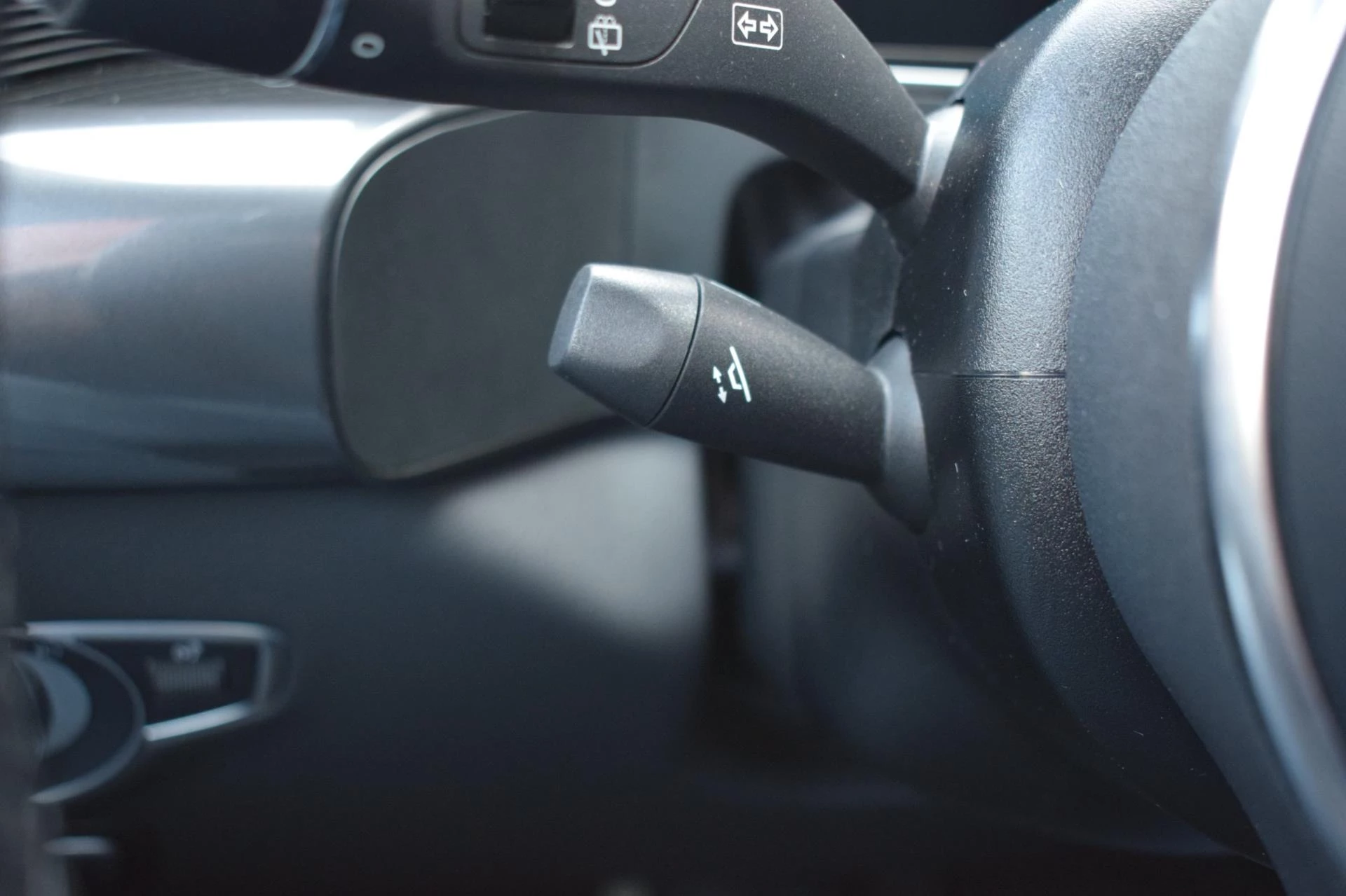 Hoofdafbeelding Mercedes-Benz EQC