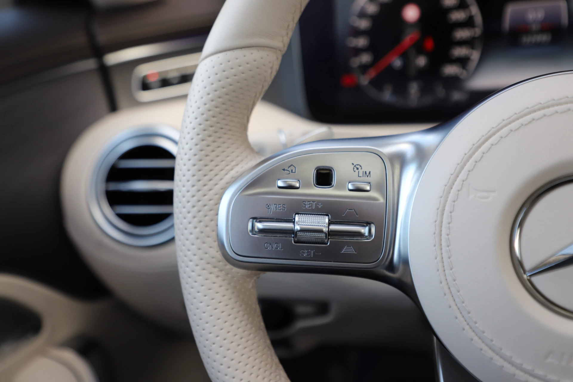 Hoofdafbeelding Mercedes-Benz S-Klasse