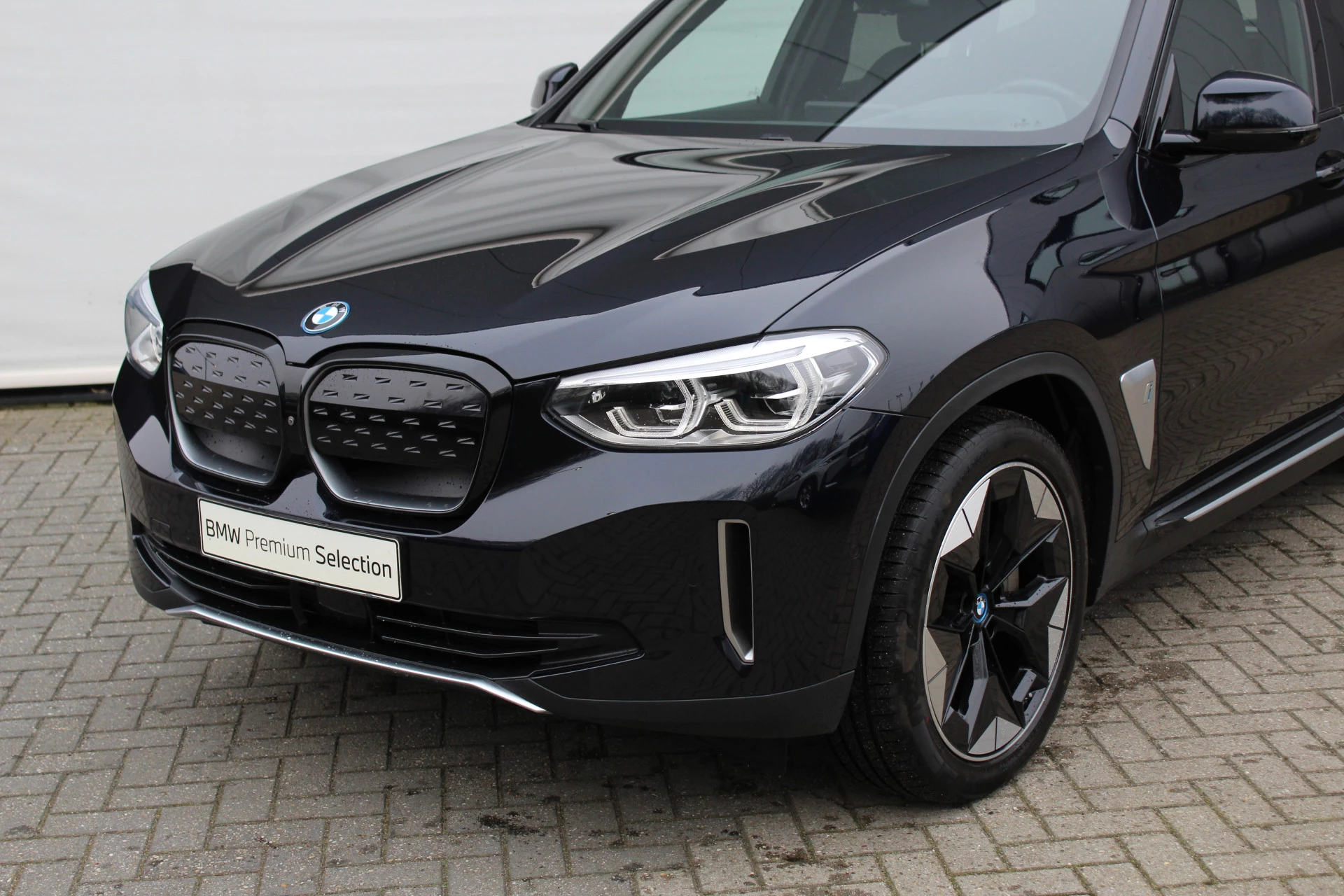 Hoofdafbeelding BMW iX3