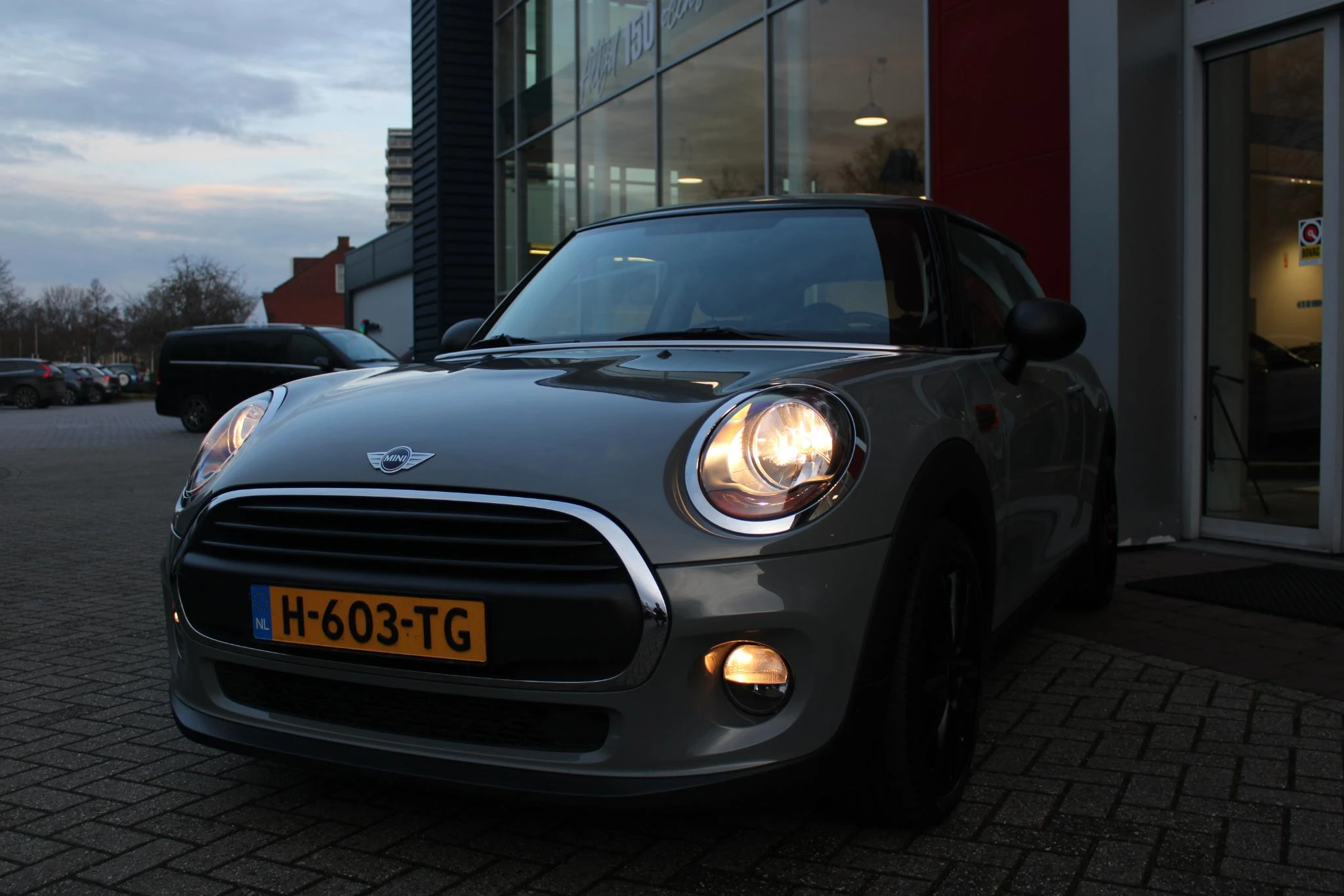 Hoofdafbeelding MINI One