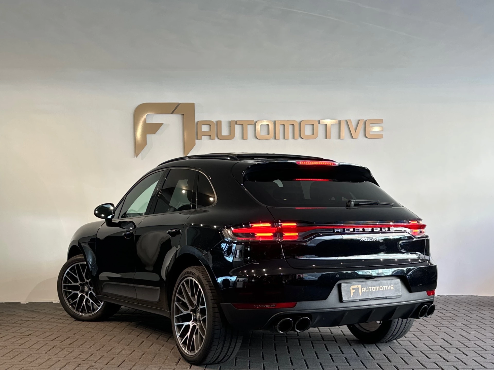 Hoofdafbeelding Porsche Macan