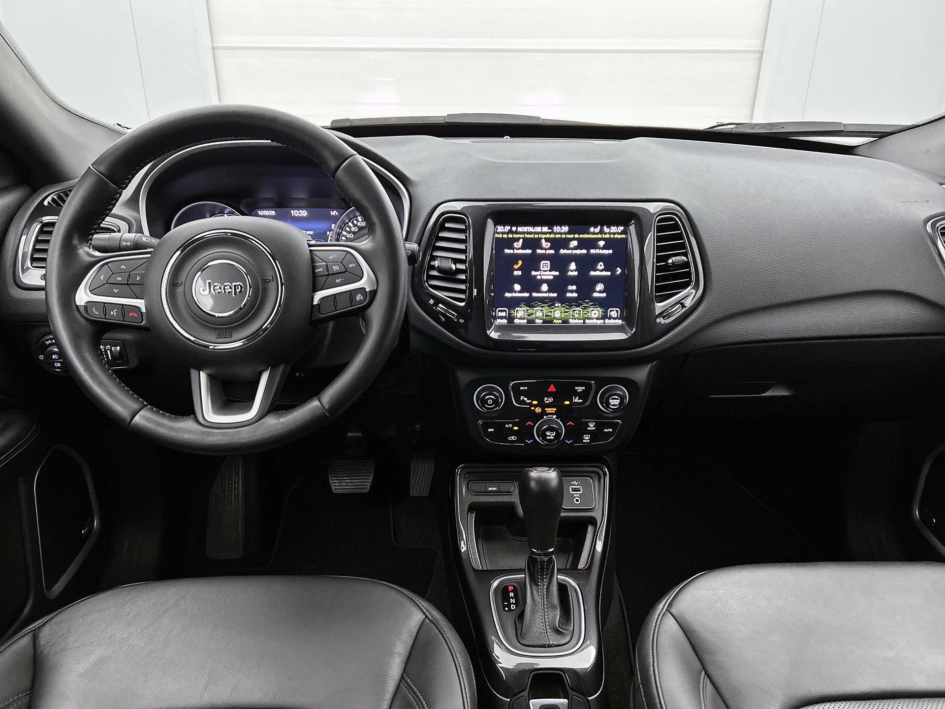 Hoofdafbeelding Jeep Compass