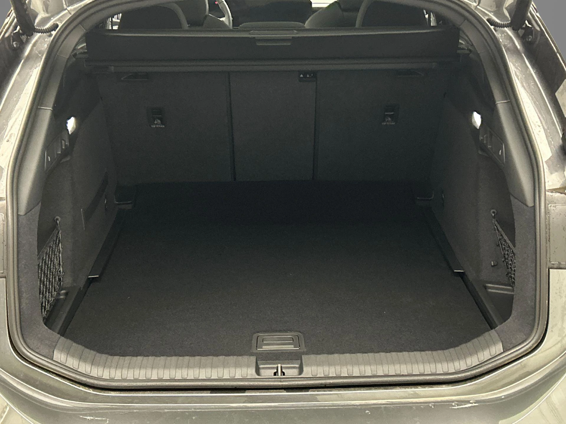 Hoofdafbeelding Audi A6 Avant e-tron