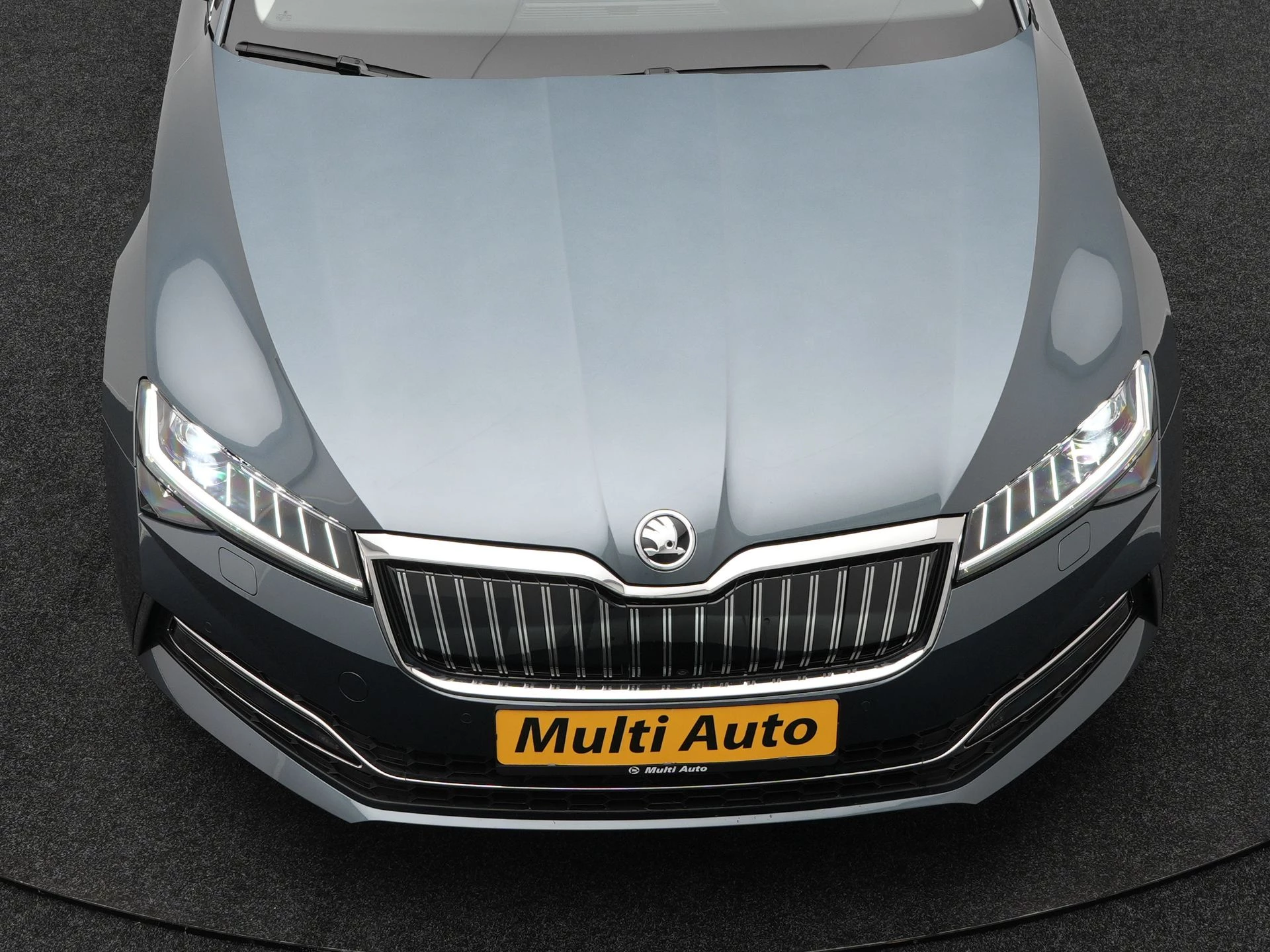 Hoofdafbeelding Škoda Superb