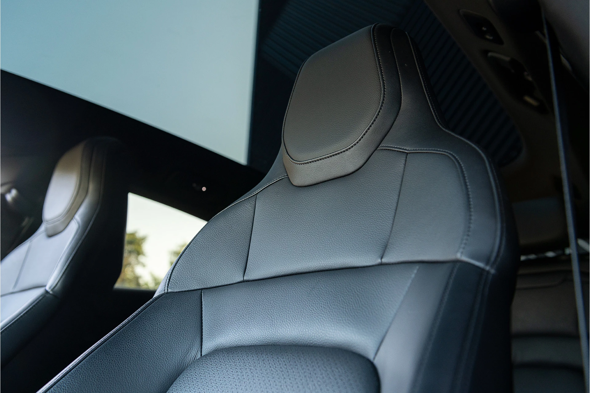 Hoofdafbeelding Porsche Taycan