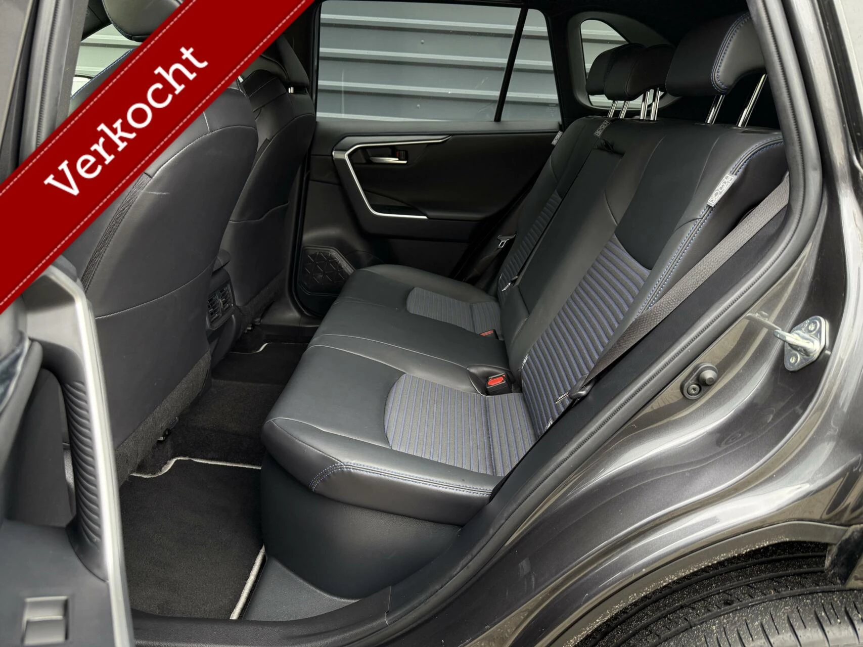 Hoofdafbeelding Toyota RAV4