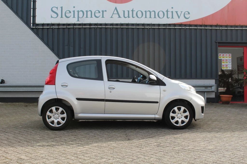 Hoofdafbeelding Peugeot 107