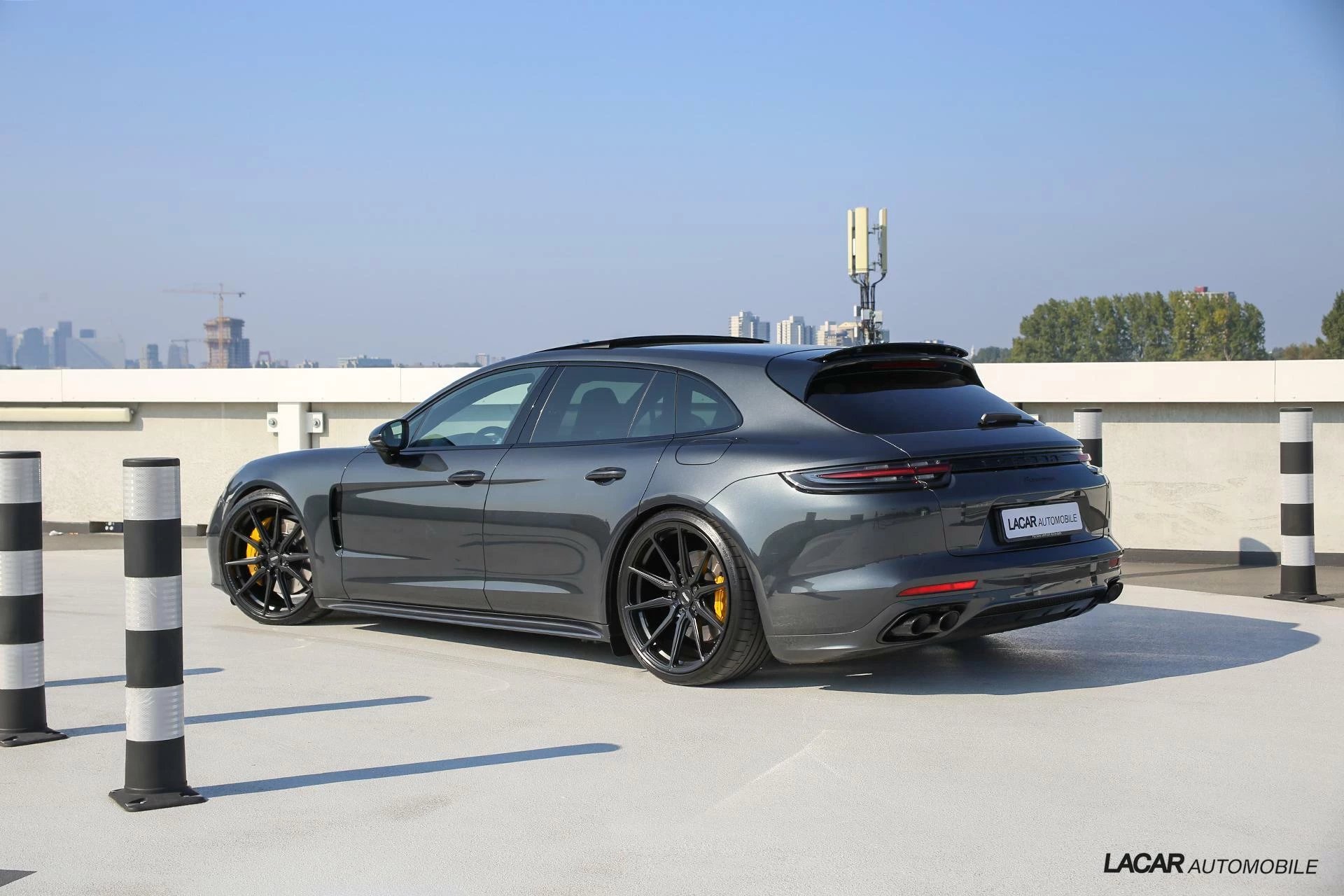 Hoofdafbeelding Porsche Panamera