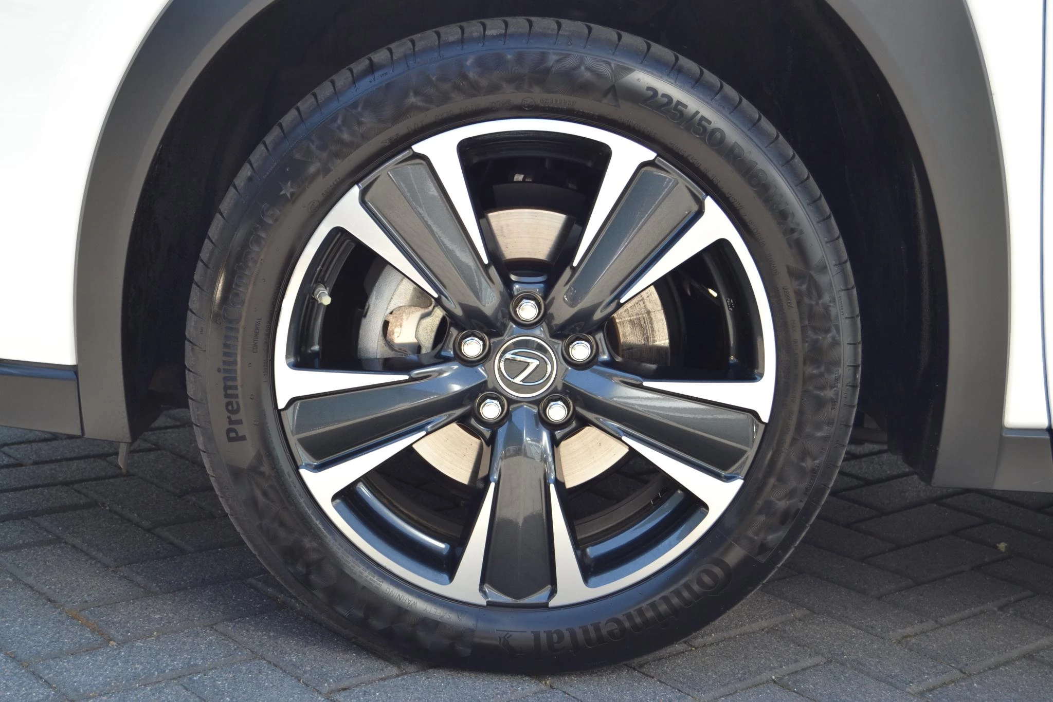 Hoofdafbeelding Lexus UX