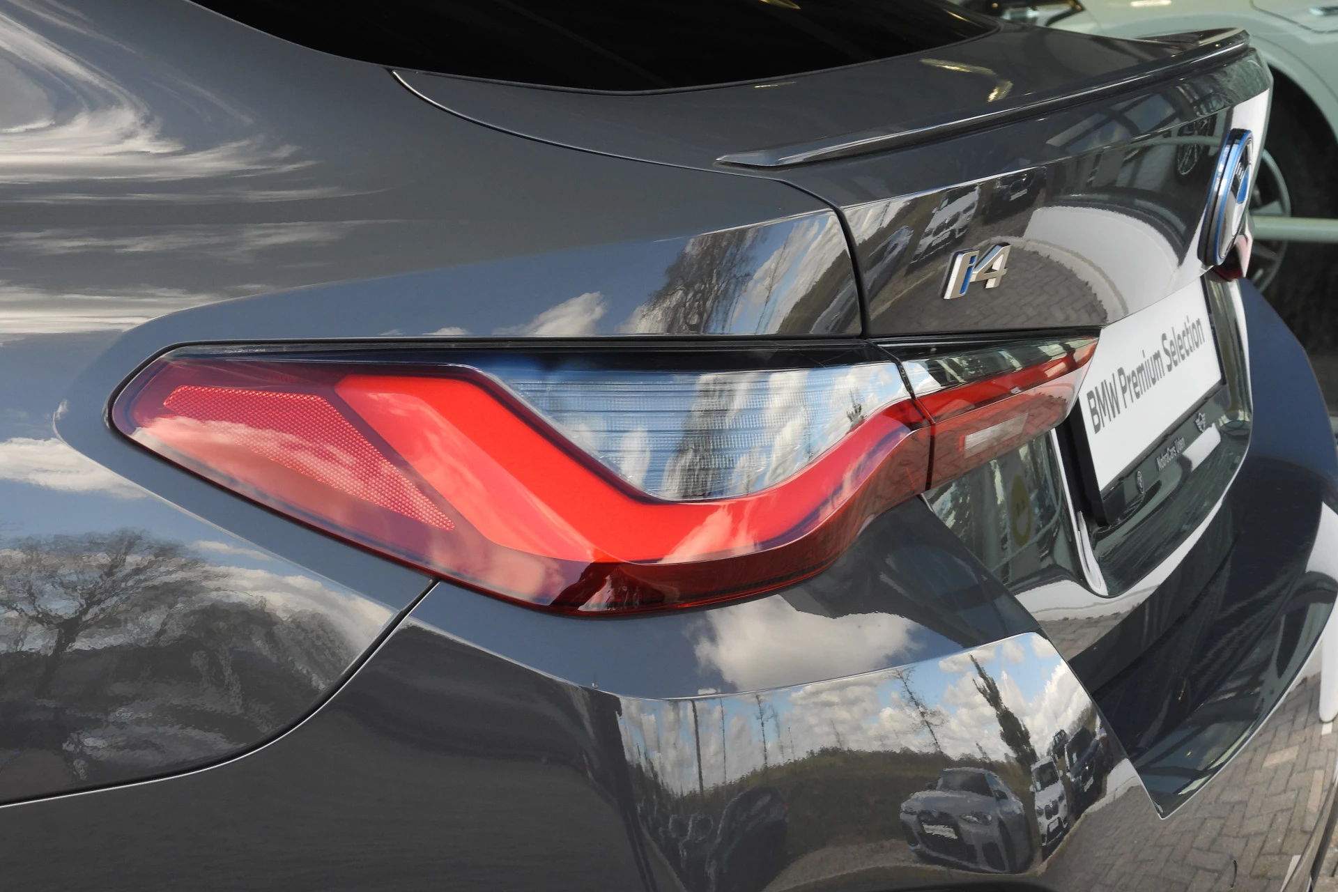 Hoofdafbeelding BMW i4