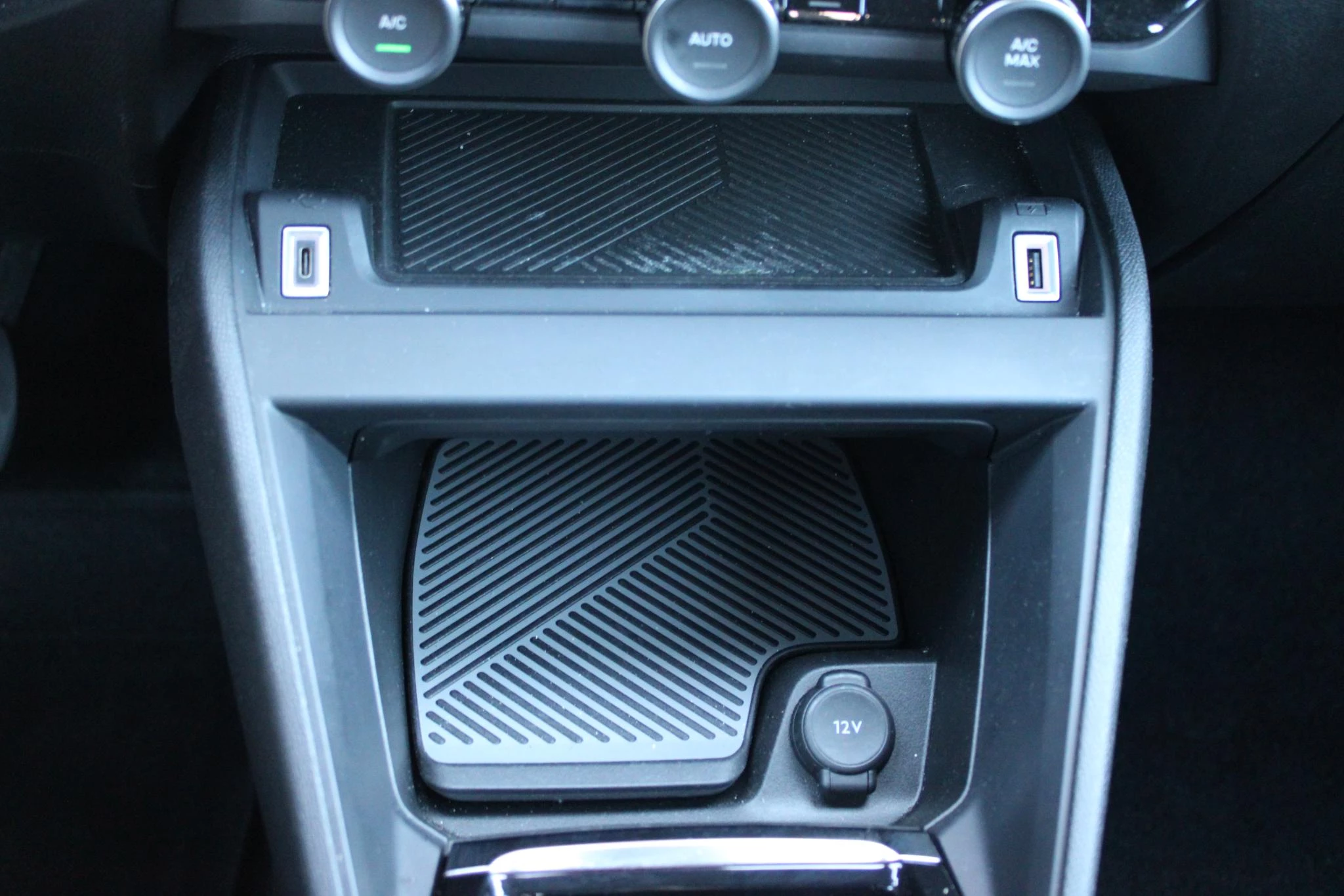 Hoofdafbeelding Citroën ë-C4