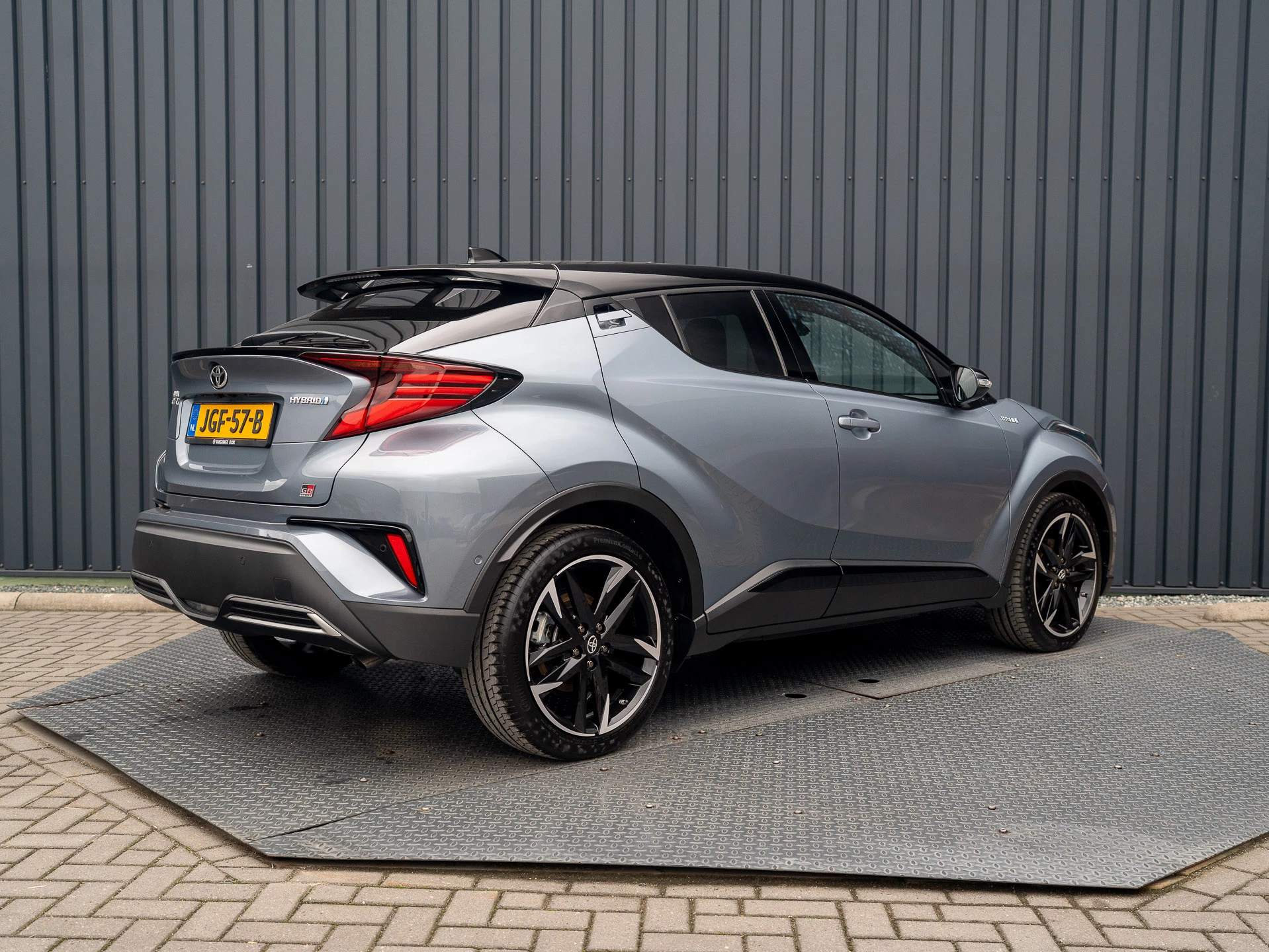 Hoofdafbeelding Toyota C-HR