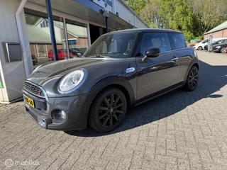 Mini Mini 2.0 Cooper S Chili Serious Business