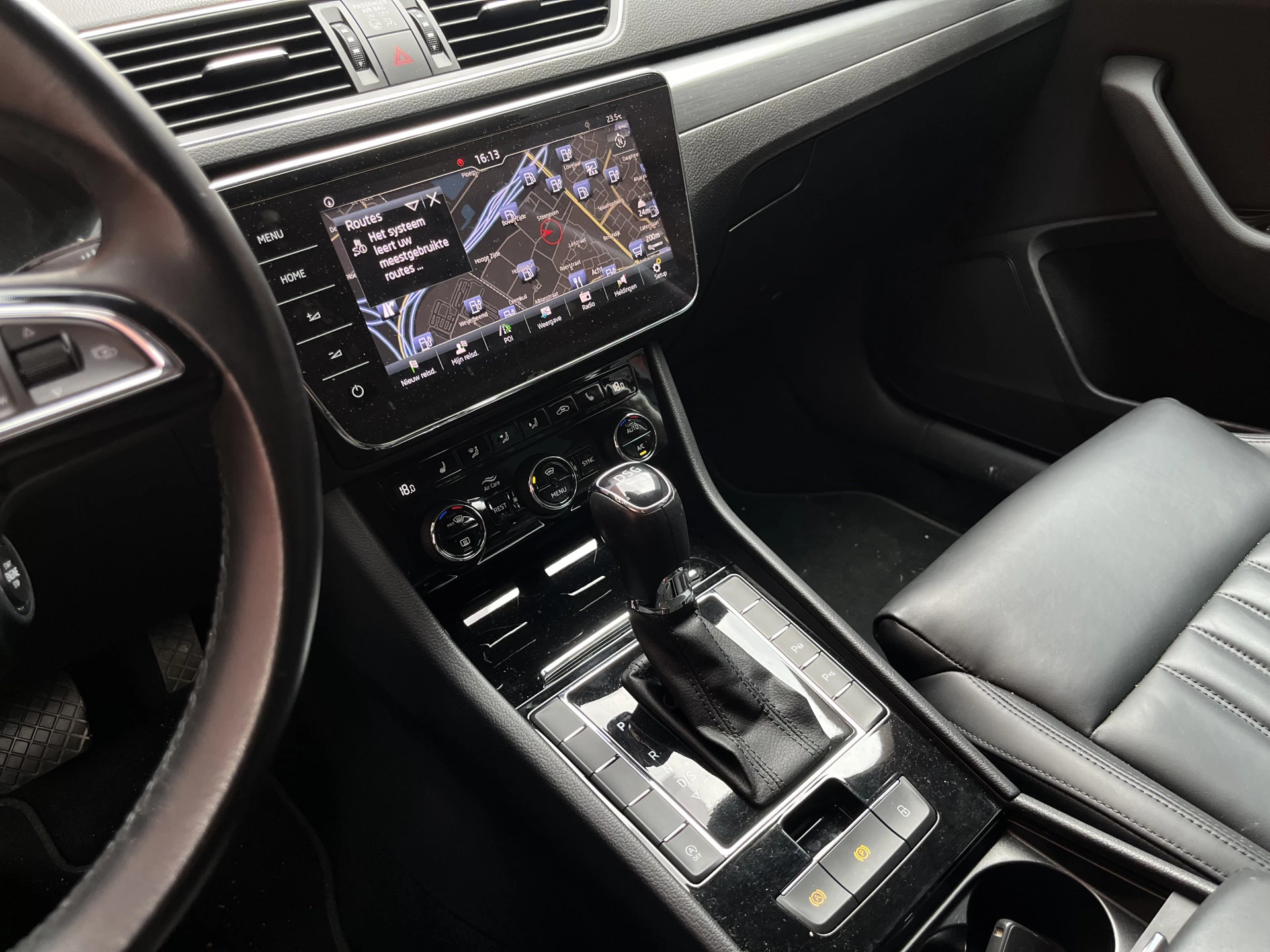 Hoofdafbeelding Škoda Superb
