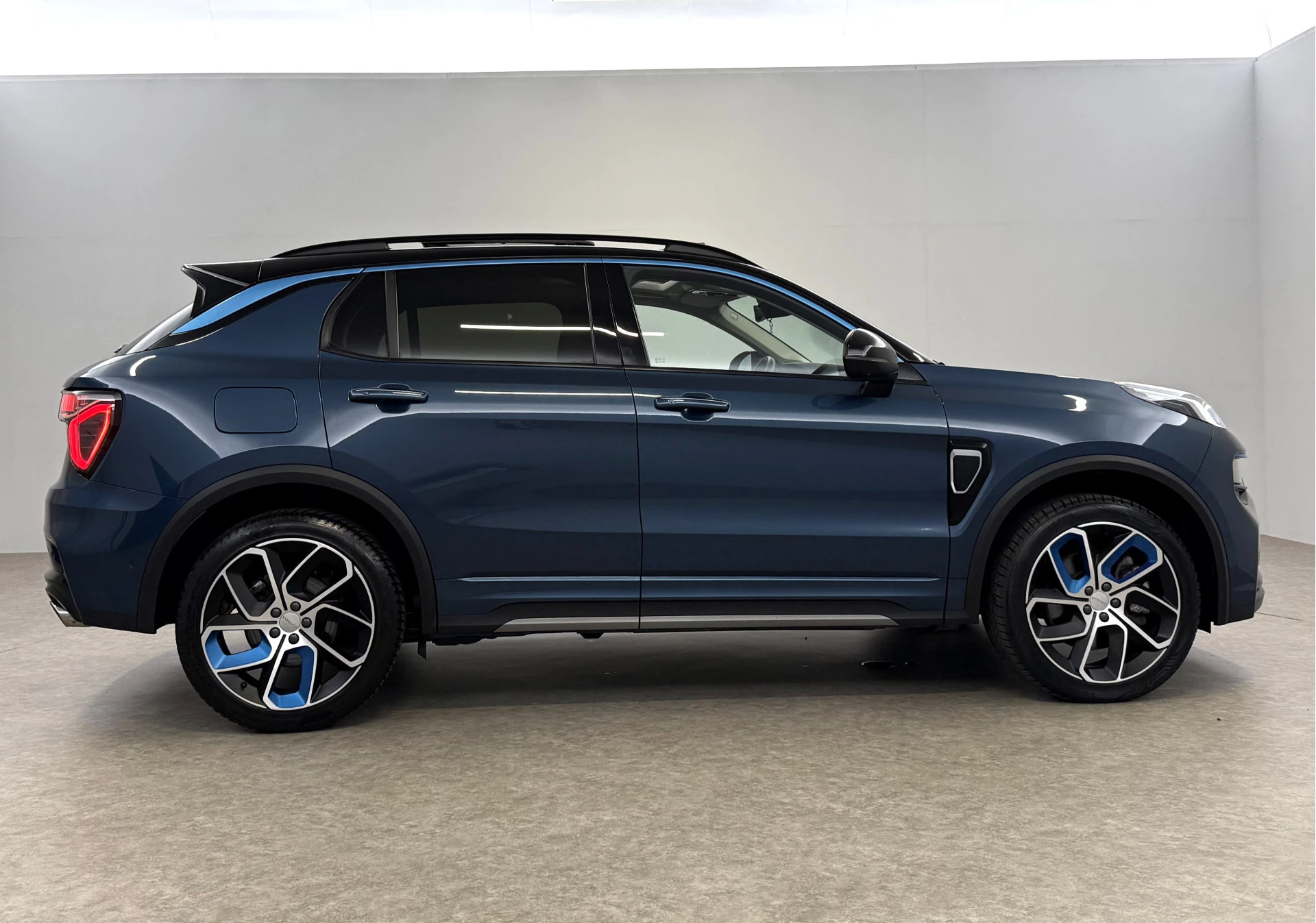 Hoofdafbeelding Lynk & Co 01