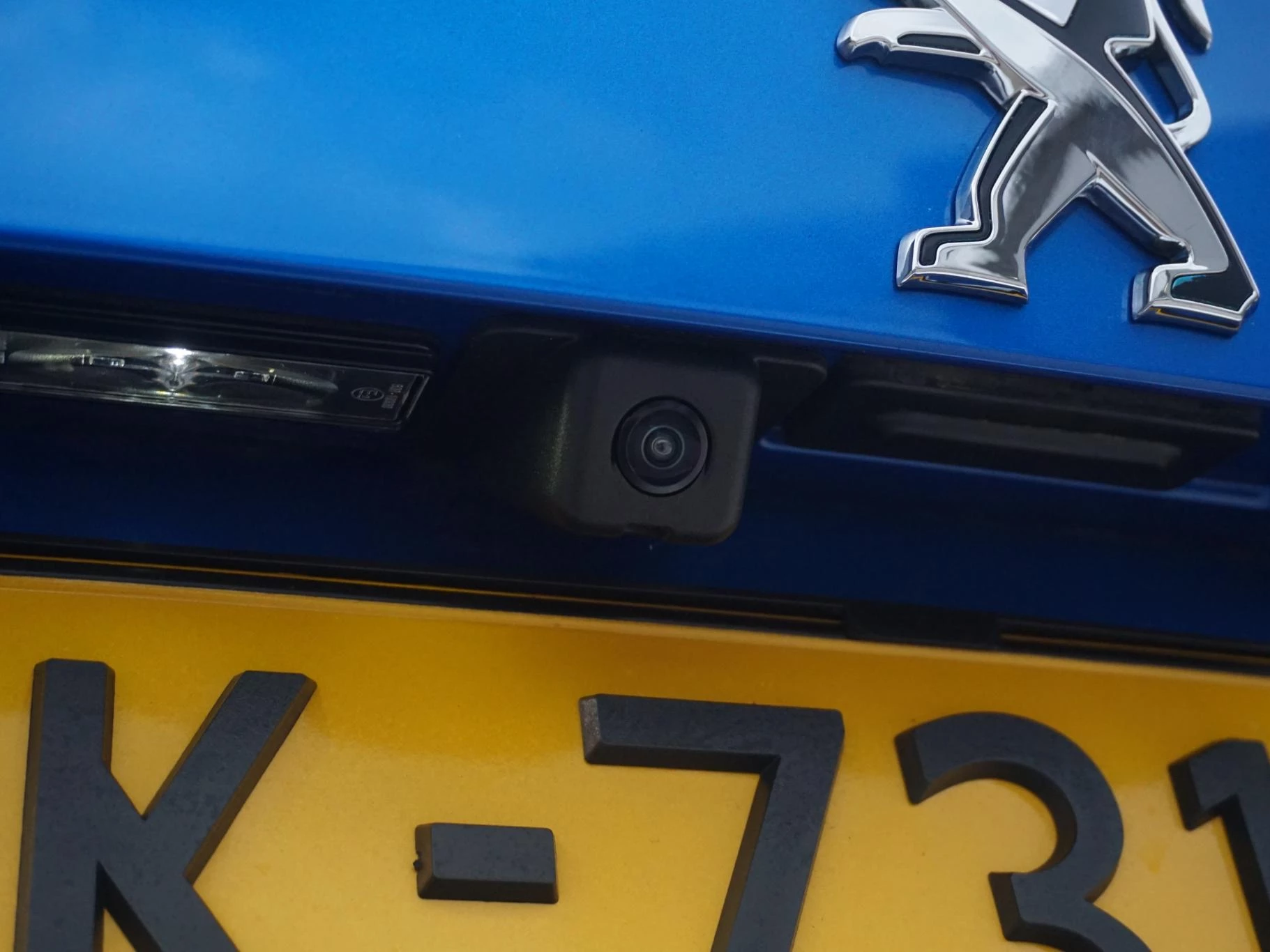 Hoofdafbeelding Peugeot e-2008