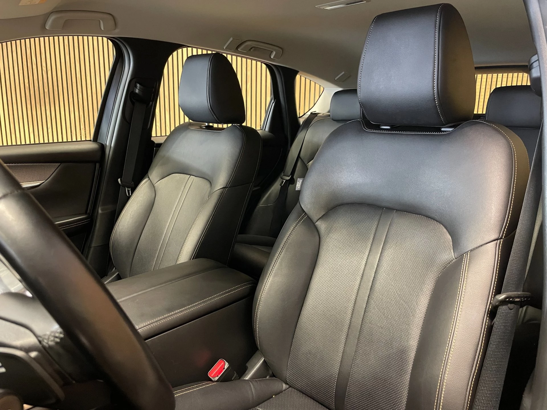 Hoofdafbeelding Mazda CX-60