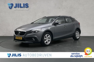 Volvo V40 Cross Country 2.0 D2 Momentum | LED koplampen | Trekhaak | Parkeersensoren | Navigatie