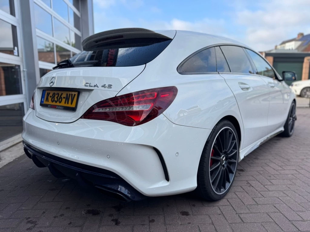Hoofdafbeelding Mercedes-Benz CLA